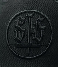 Lade das Bild in den Galerie-Viewer, 5 Panel Snapback Cap - "SG"