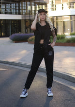 Lade das Bild in den Galerie-Viewer, Jogger