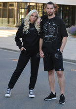 Lade das Bild in den Galerie-Viewer, Hoodie "SchmerzGalerie"