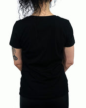 Lade das Bild in den Galerie-Viewer, Ladies Shirt Rundhals "SchmerzGalerie - small"